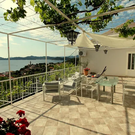 Gostinjska kuća Cervelin 3*